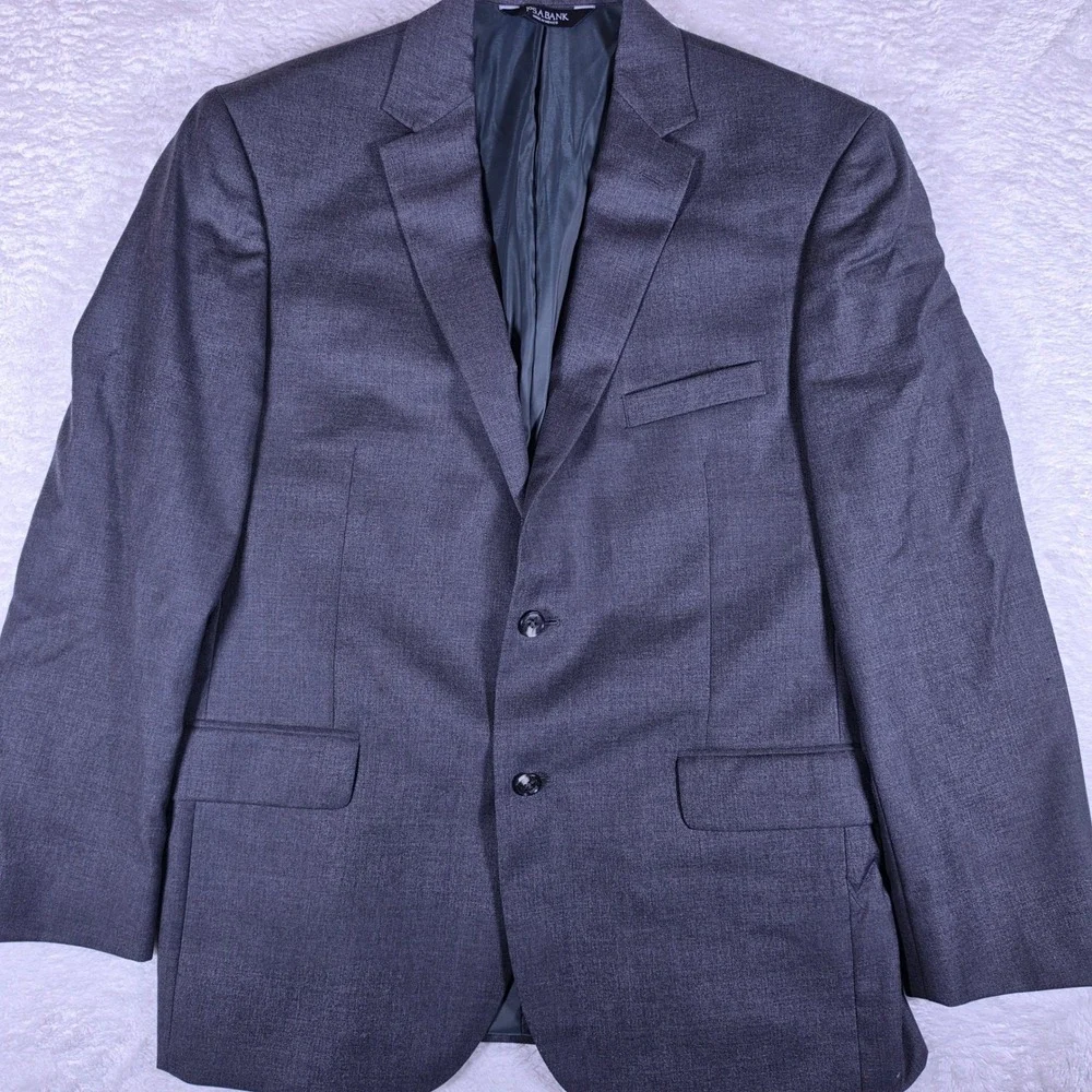Jos. A. Bank Traveler Chelsea Mens 44 Regular Grey Wool Tailored Fit Blazer L/S